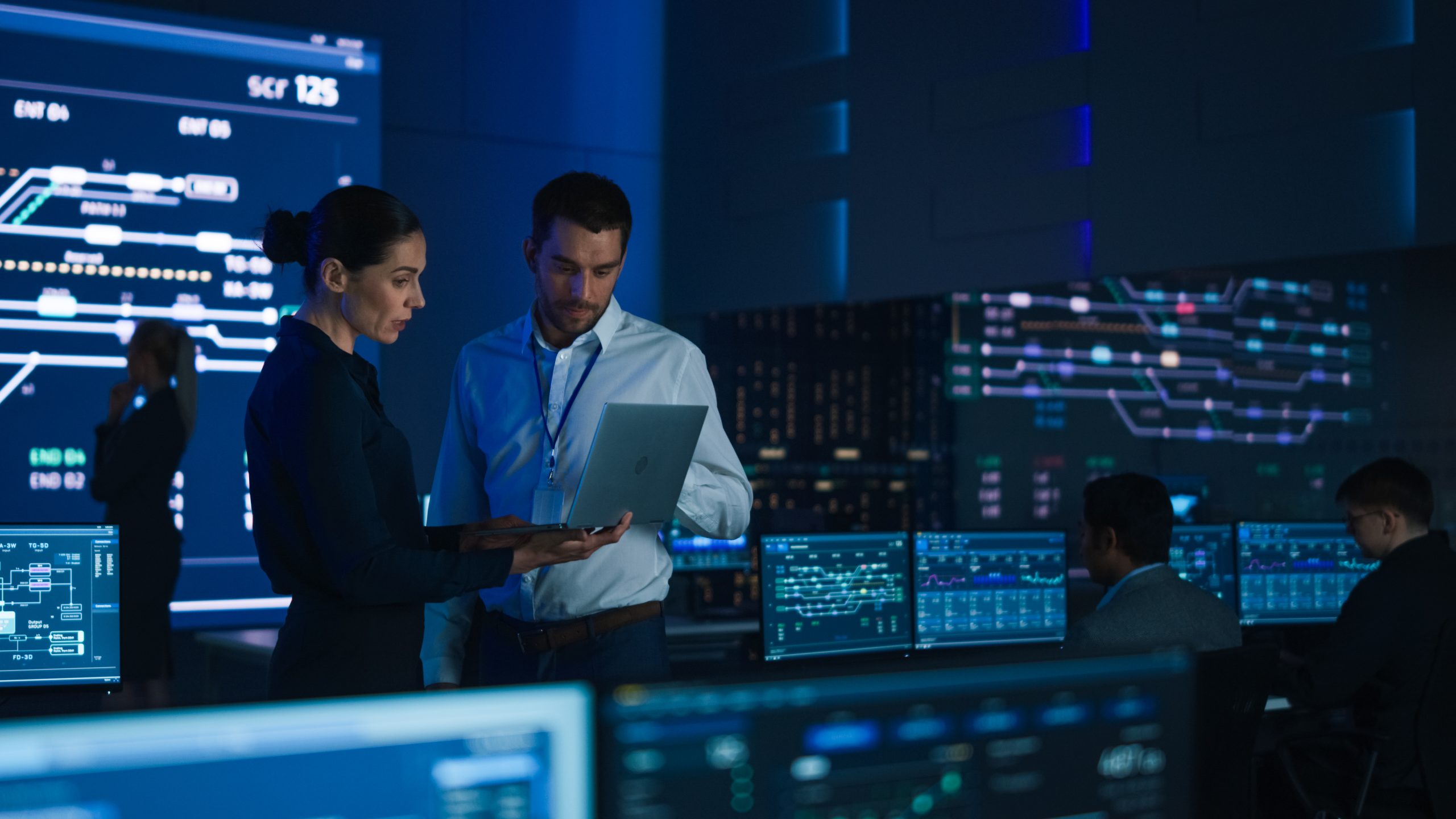 5 Reasons Intelligence and Defense Personnel Should Change the Way They Work