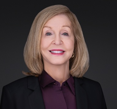 Maureen Stevens headshot